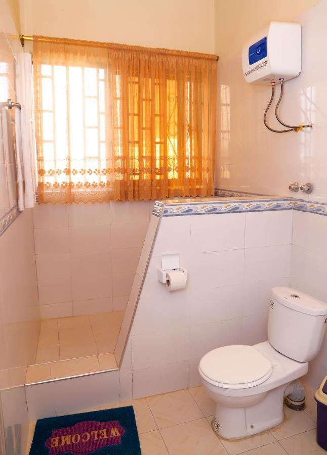Osaah Bema Lodge Antoa Екстериор снимка