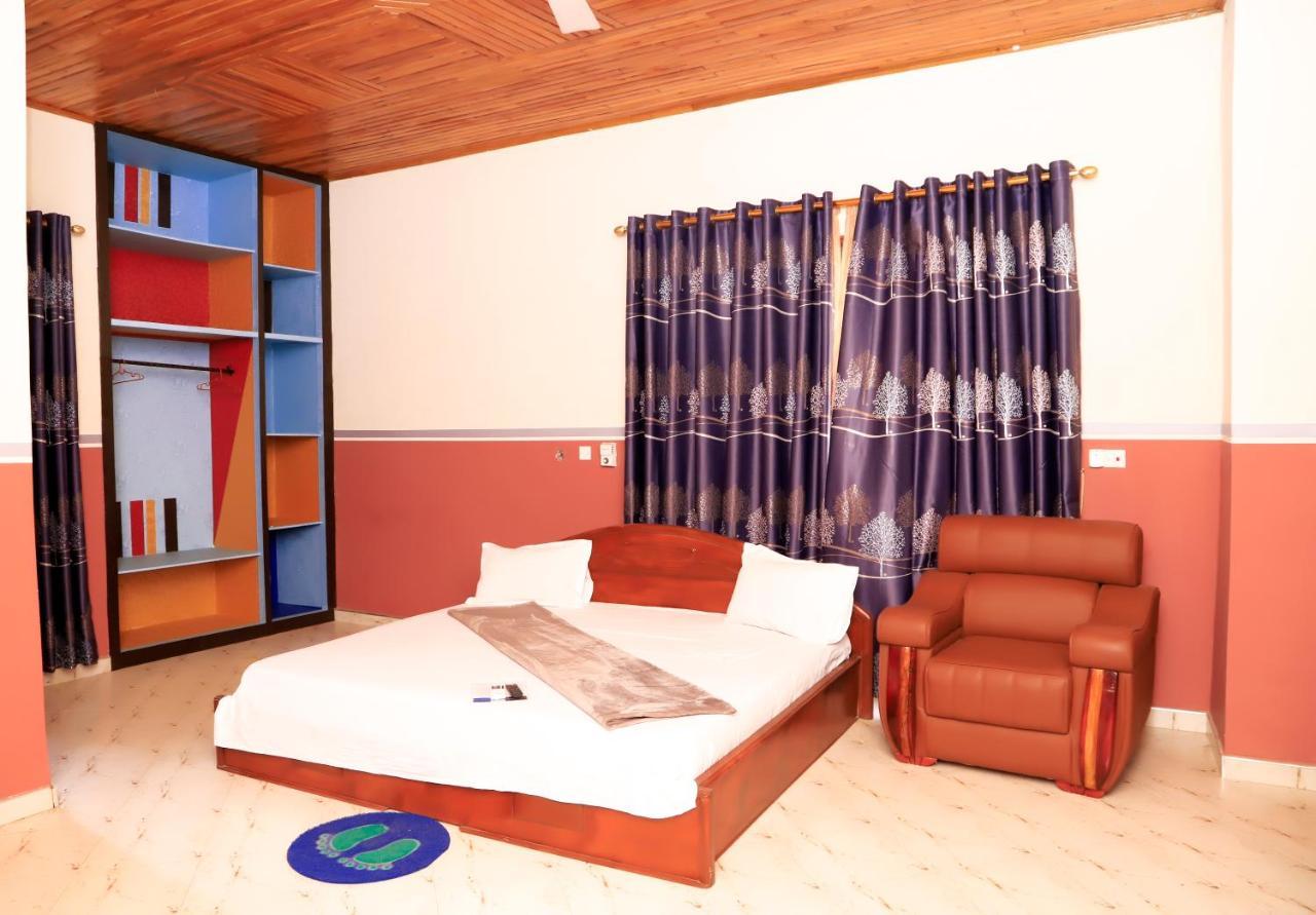Osaah Bema Lodge Antoa Екстериор снимка